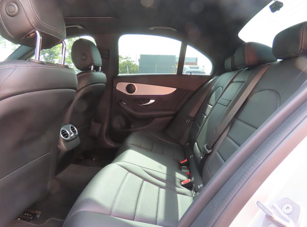 벤츠 C 클래스 C200 AMG LINE 사진 6