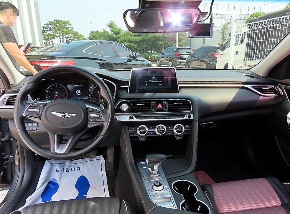 제네시스 G70 2.0T AWD 사진 7