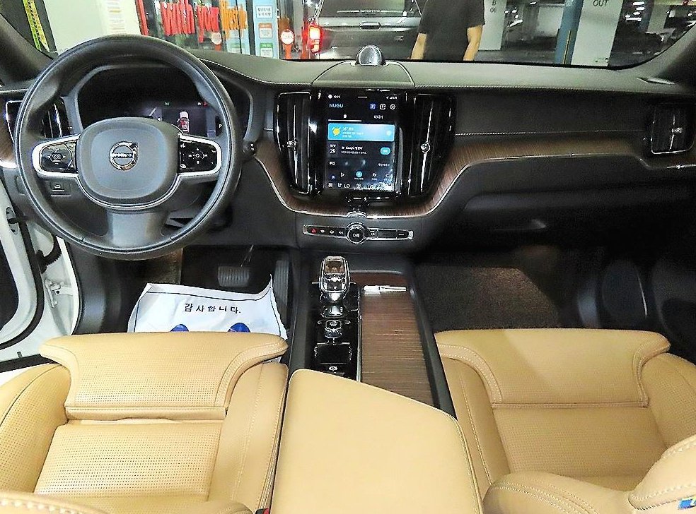볼보 XC60 B6 AWD 인스크립션 사진 10