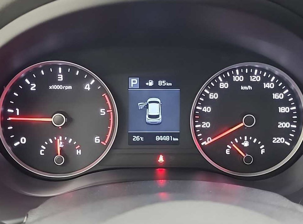 기아 스토닉 디젤 1.6 프레스티지 사진 6