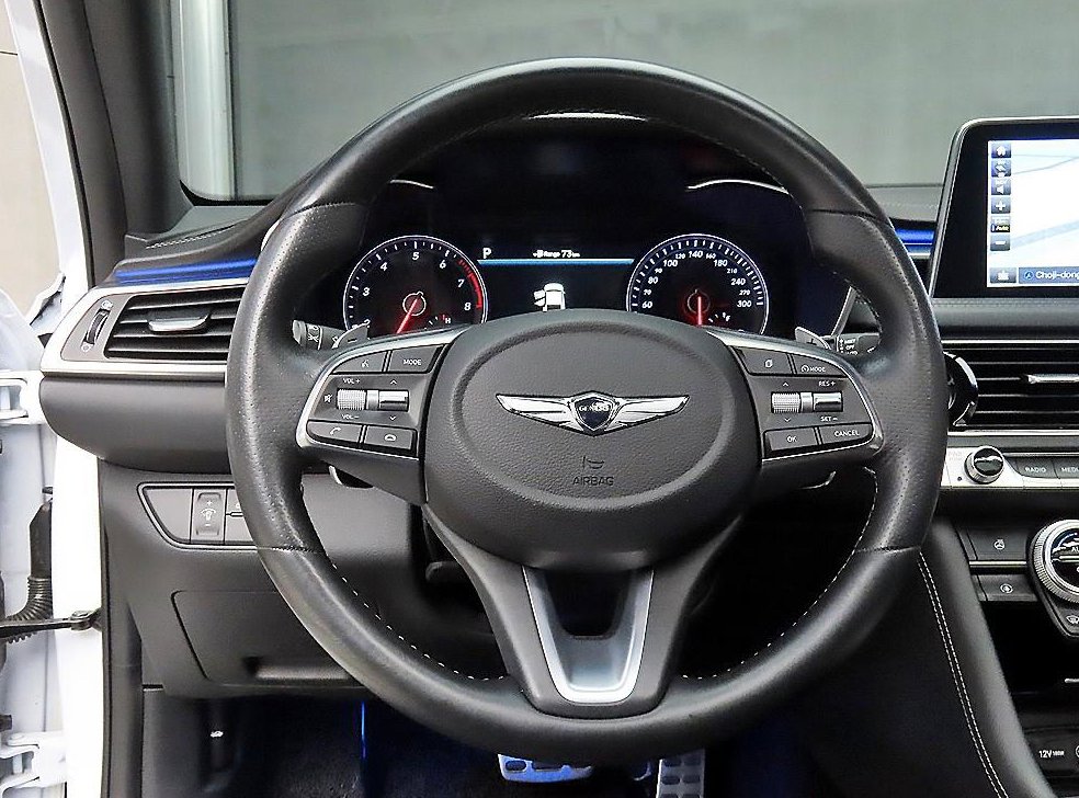제네시스 G70 2.0T 사진 9