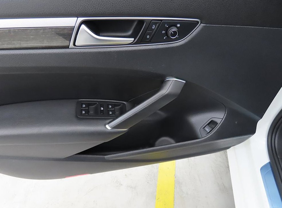 폭스바겐 파사트 2.0 TSI 사진 13