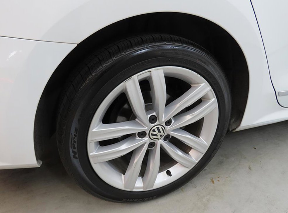 폭스바겐 파사트 2.0 TSI 사진 20