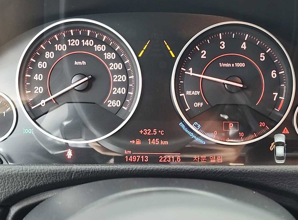 BMW 3시리즈 320i M 스포츠 사진 7