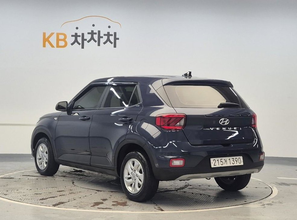 현대 베뉴 1.6 스마트 사진 2