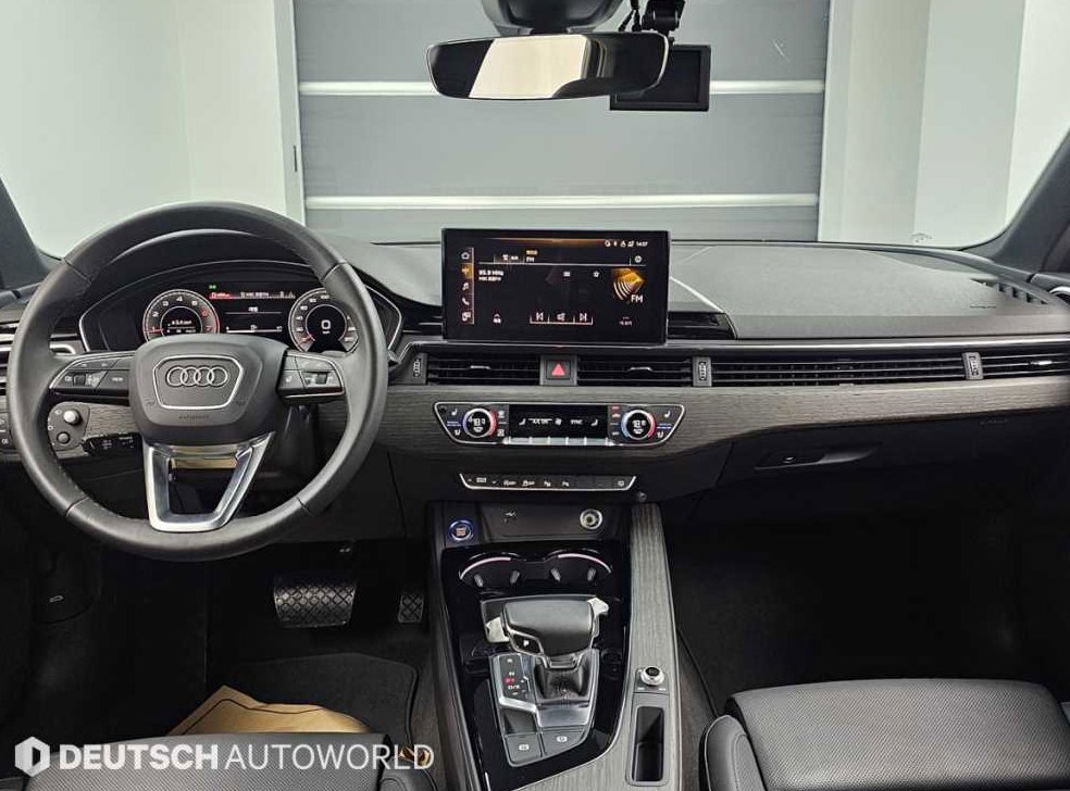 아우디 A4 40 TFSI 사진 7