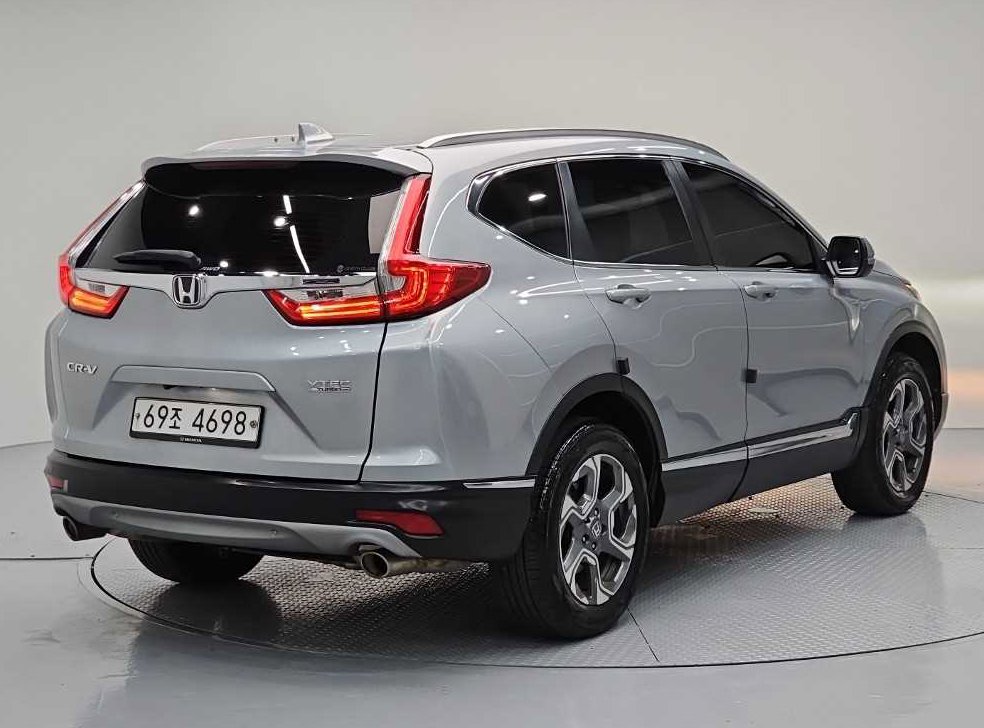 혼다 CR-V 1.5 EX-L 4WD 사진 4