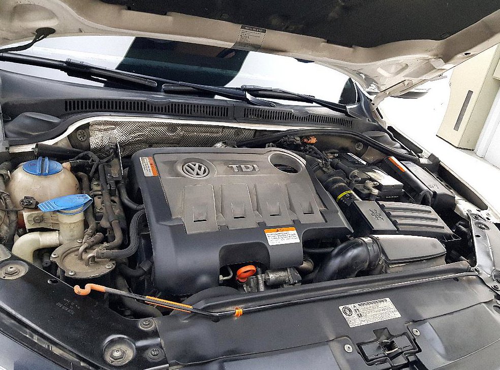 폭스바겐 제타 2.0 TDI 사진 6