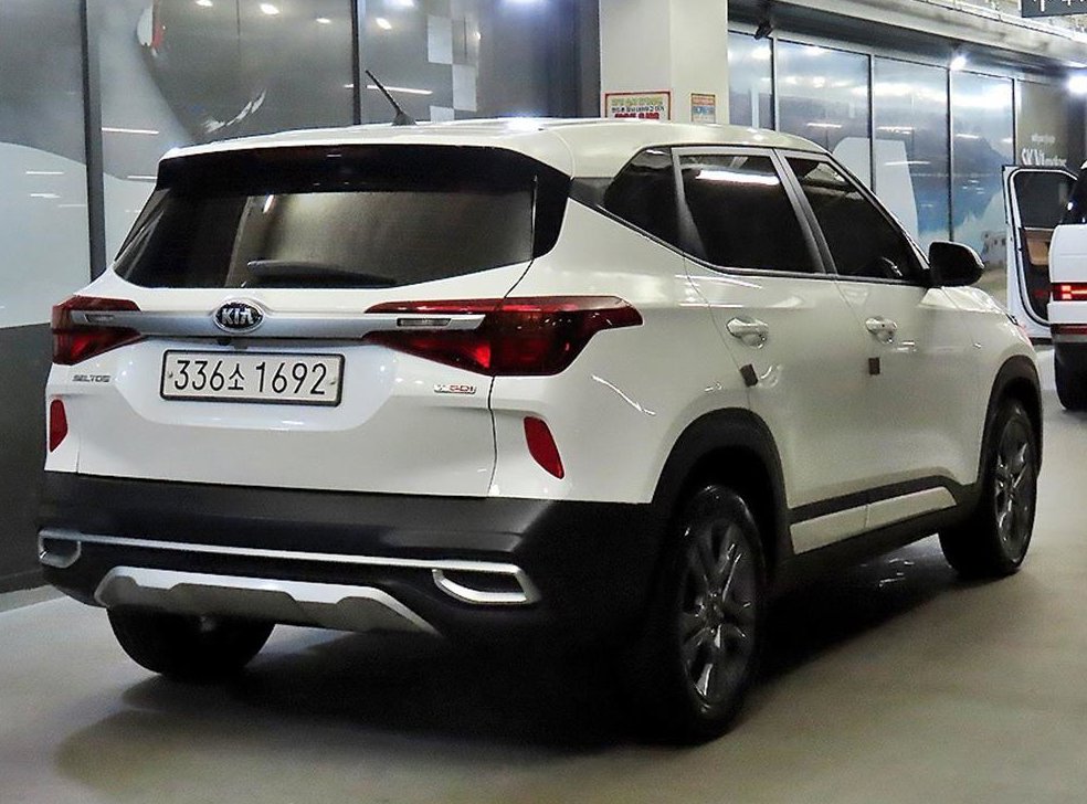 기아 셀토스 가솔린 1.6 터보 2WD 사진 4