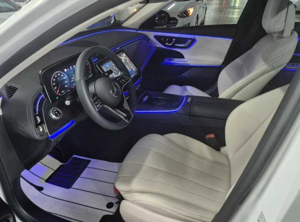 벤츠 E 클래스 E200 사진 11