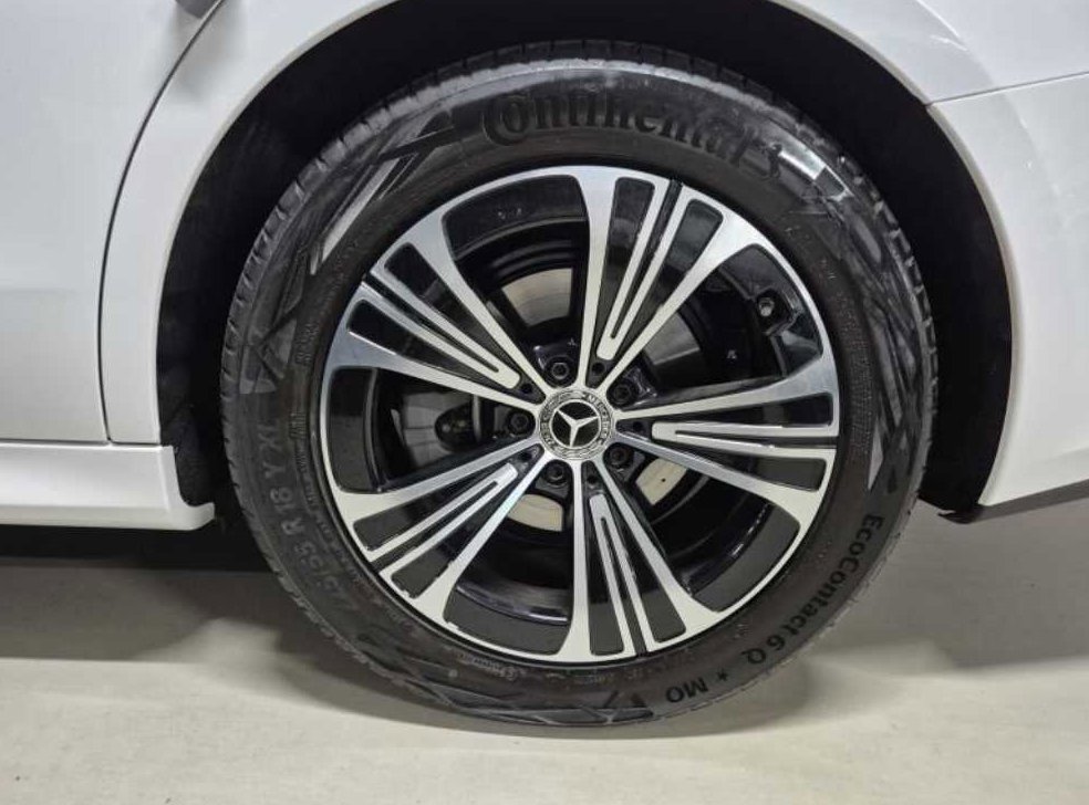 벤츠 E 클래스 E200 사진 13
