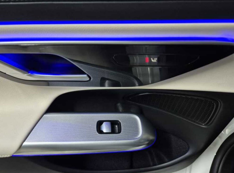 벤츠 E 클래스 E200 사진 14