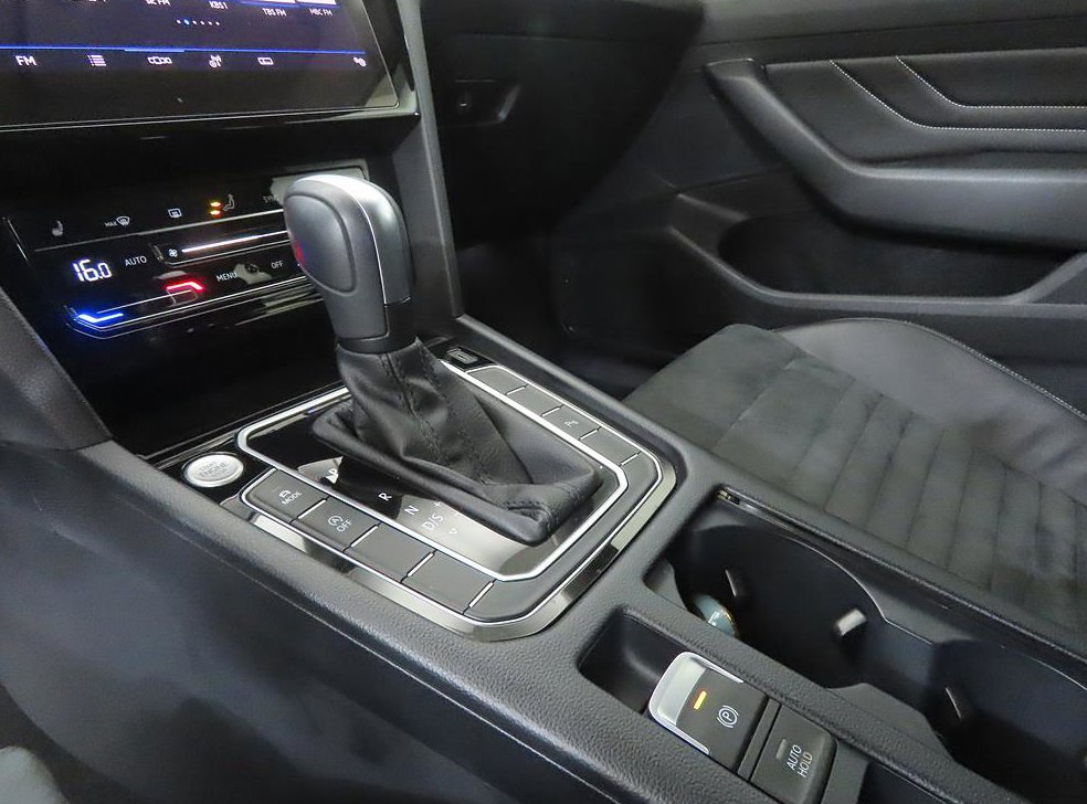 폭스바겐 파사트 2.0 TDI 프리미엄 사진 11