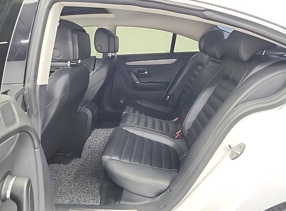 폭스바겐 CC 2.0 TDI 블루모션 사진 12