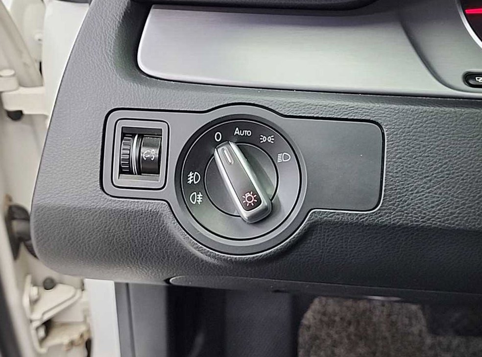 폭스바겐 CC 2.0 TDI 블루모션 사진 17