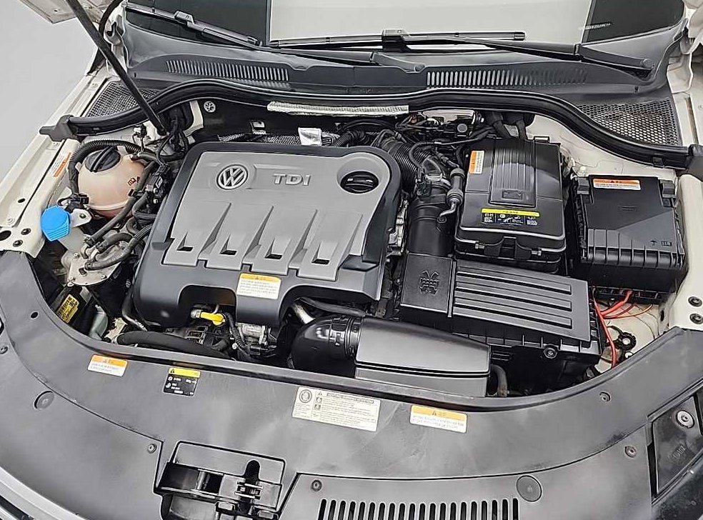 폭스바겐 CC 2.0 TDI 블루모션 사진 5