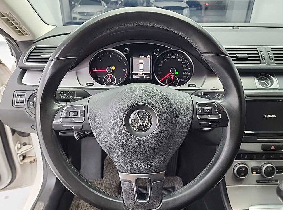 폭스바겐 CC 2.0 TDI 블루모션 사진 9