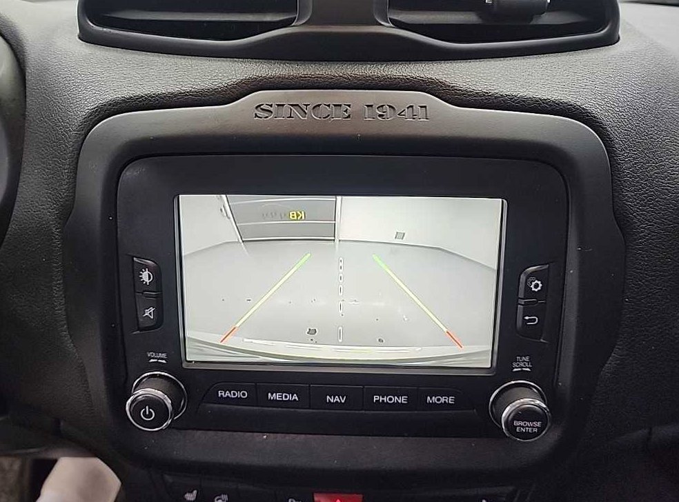 지프 레니게이드 2.0 디젤 론지튜드 AWD 사진 15