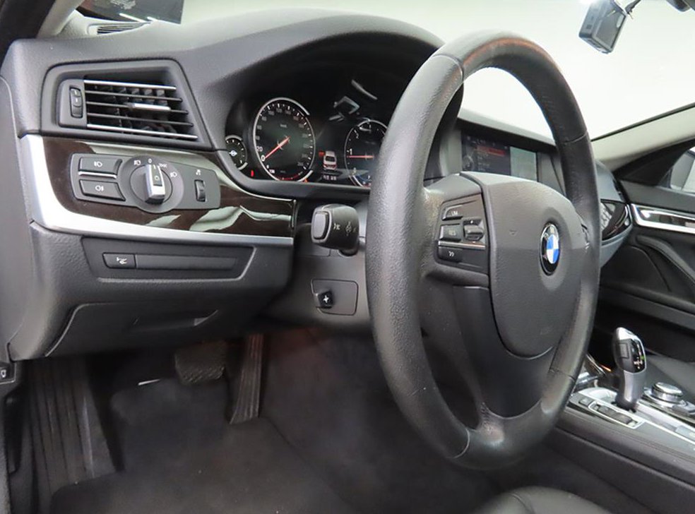 BMW 5시리즈 520d 사진 14