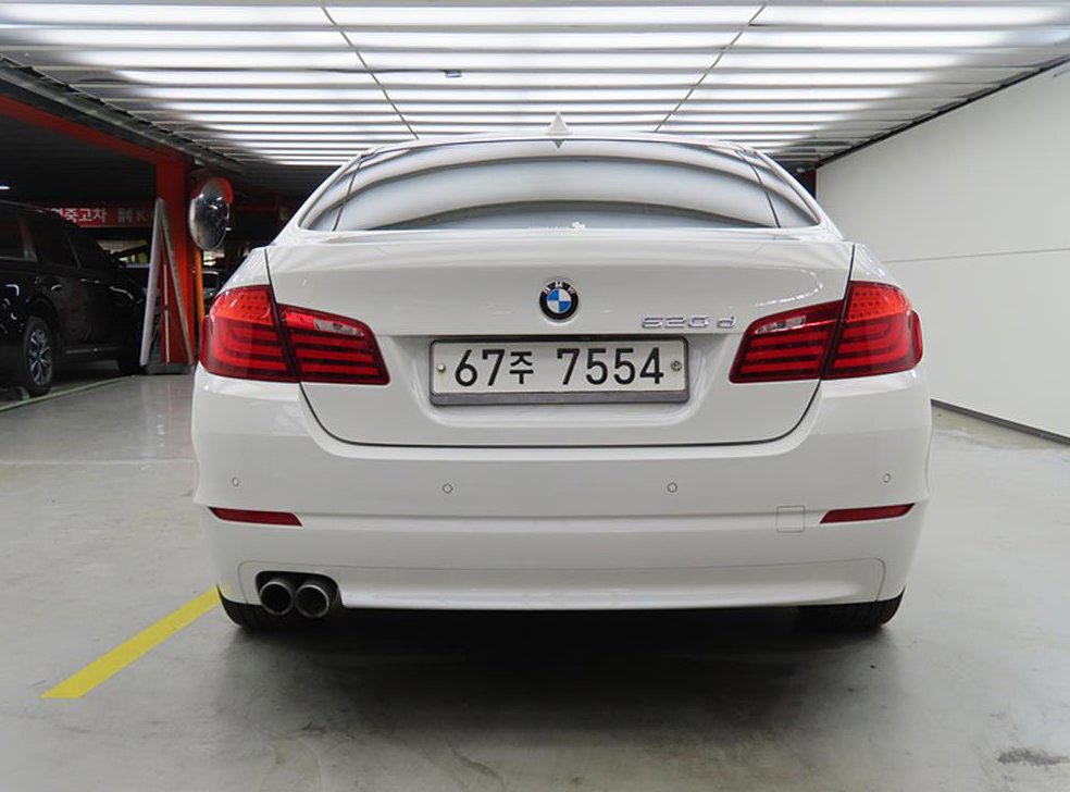 BMW 5시리즈 520d 사진 3
