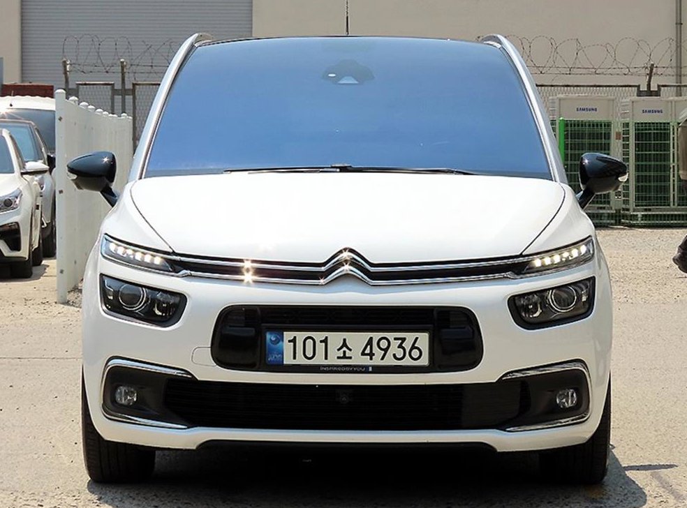 시트로엥 C4 1.5 BlueHDI 샤인팩