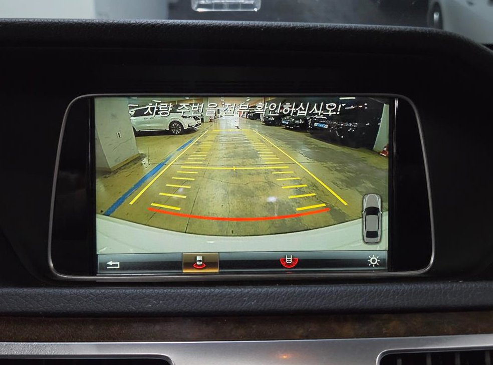 벤츠 E 클래스 E300 엘레강스 사진 12