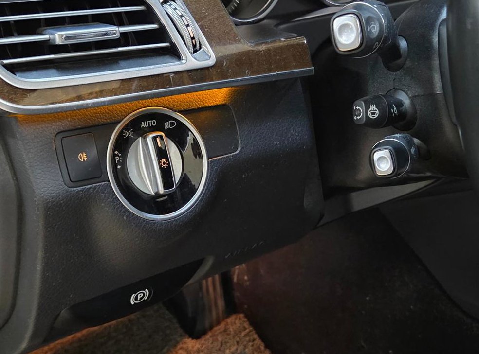 벤츠 E 클래스 E300 엘레강스 사진 14