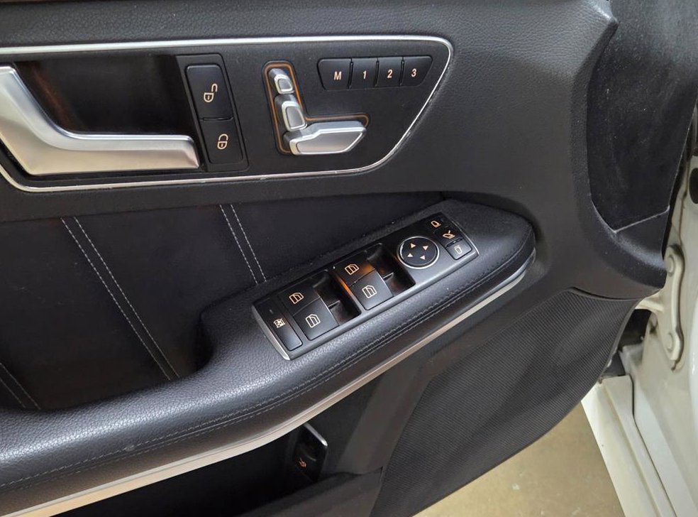 벤츠 E 클래스 E300 엘레강스 사진 15