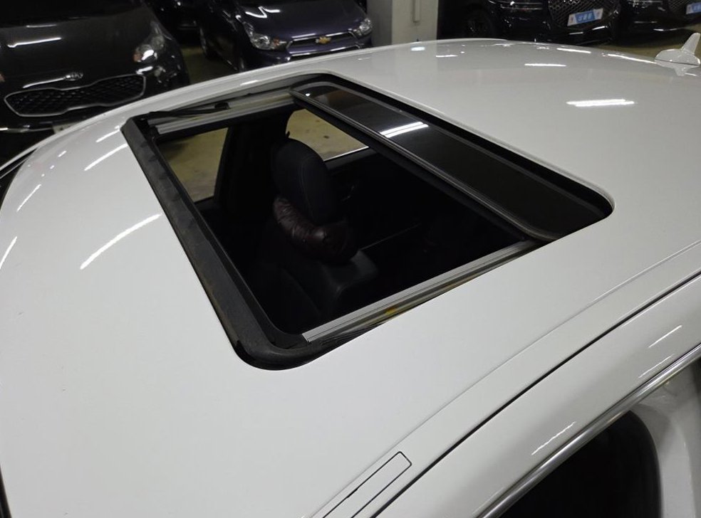벤츠 E 클래스 E300 엘레강스 사진 17