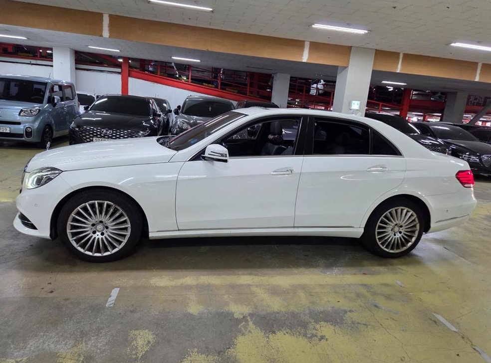 벤츠 E 클래스 E300 엘레강스 사진 3