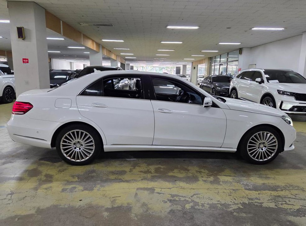 벤츠 E 클래스 E300 엘레강스 사진 5