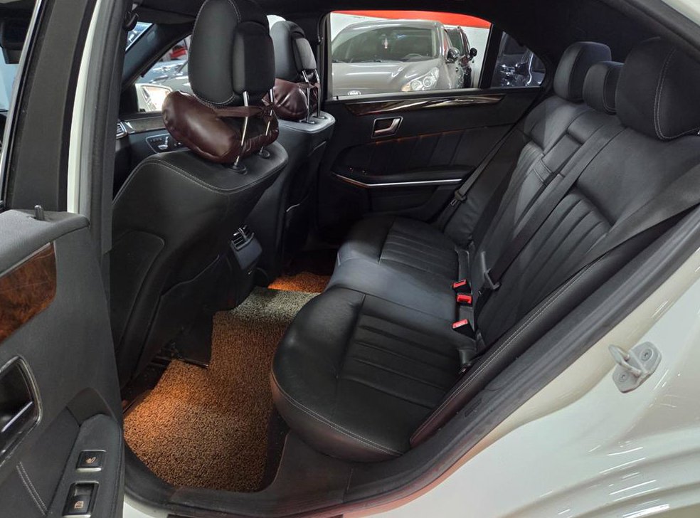 벤츠 E 클래스 E300 엘레강스 사진 7