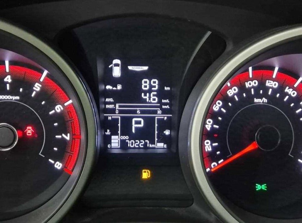 KG모빌리티(쌍용)  티볼리 가솔린 2WD 1.6 VX 사진 6