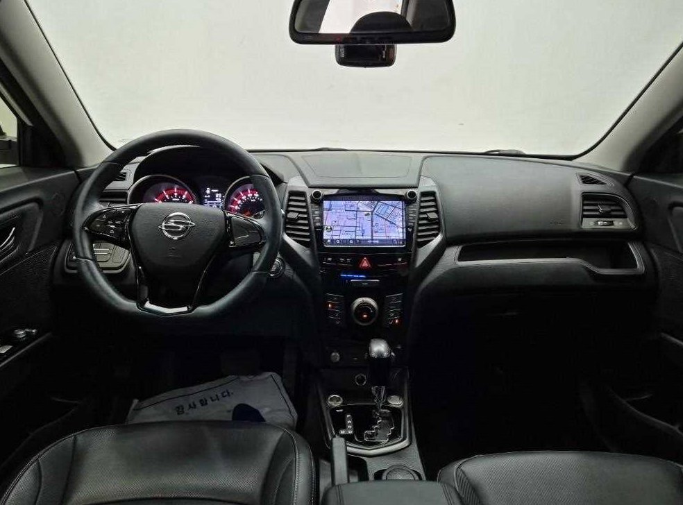 KG모빌리티(쌍용)  티볼리 가솔린 2WD 1.6 VX 사진 7