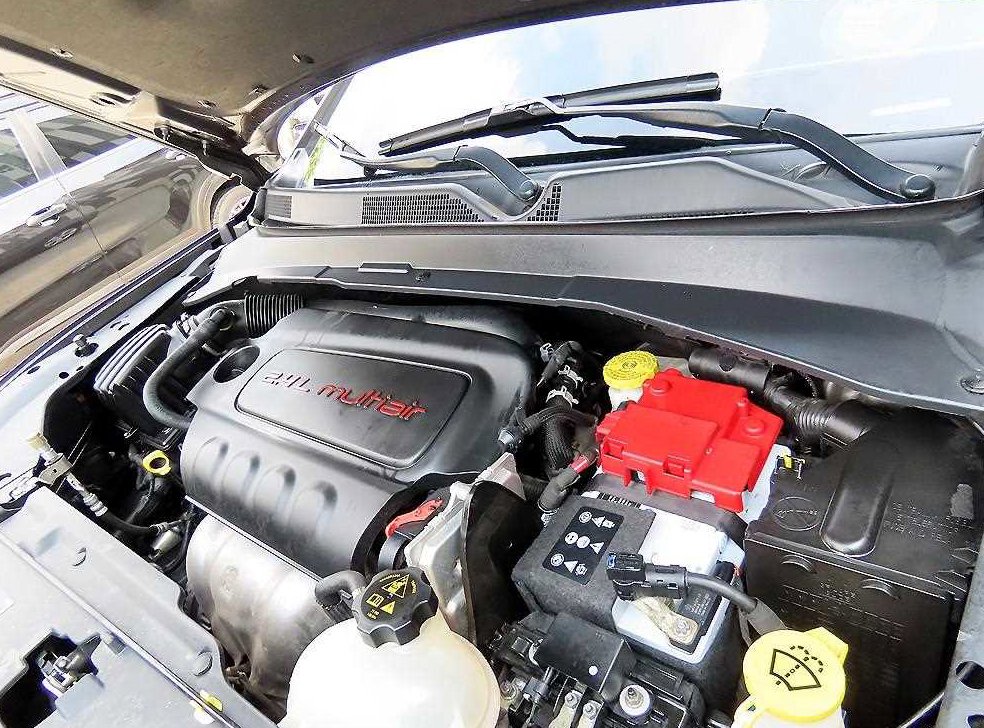 지프 컴패스 2.4 AWD 론지튜드 사진 19