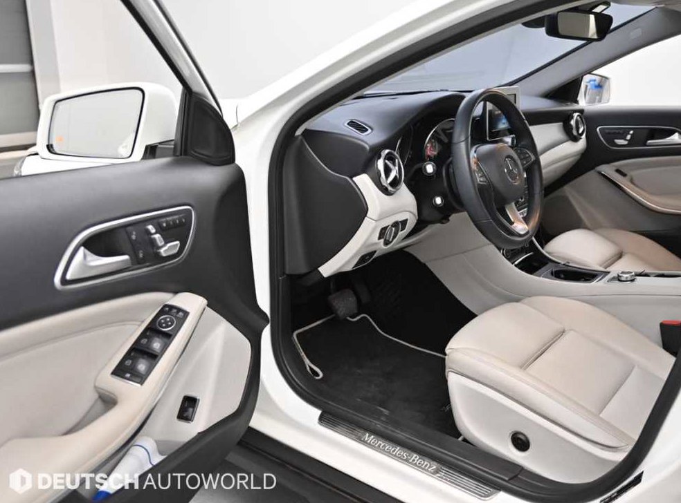 벤츠 GLA 클래스 GLA220 프리미엄 사진 11