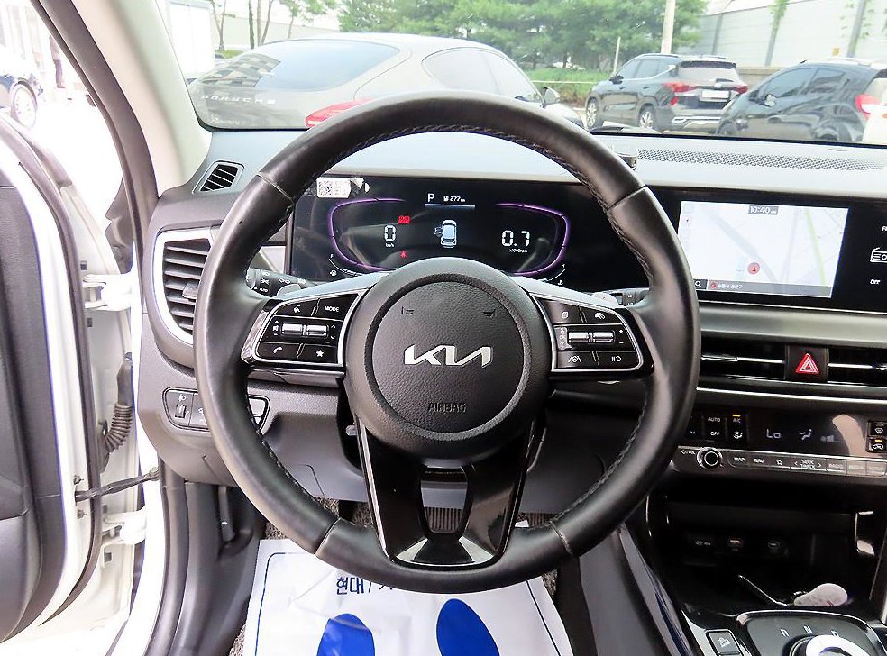 기아 셀토스 가솔린 1.6 터보 2WD 사진 8