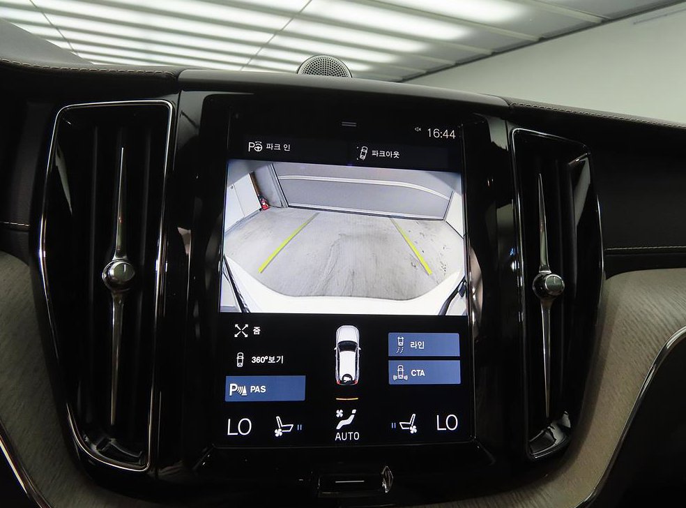 볼보 XC60 T6 AWD 인스크립션 사진 14