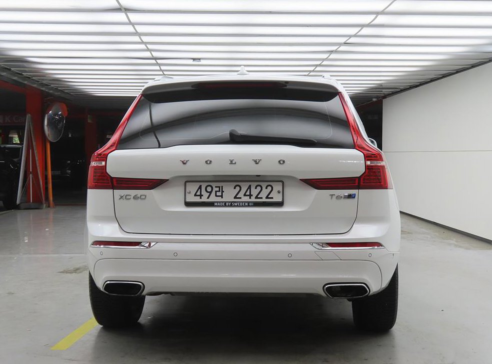 볼보 XC60 T6 AWD 인스크립션 사진 3