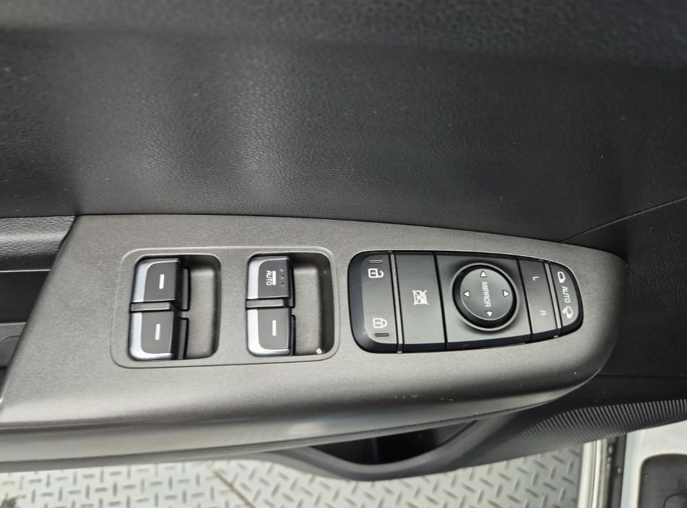 기아 스포티지 2.0 디젤 2WD 사진 18
