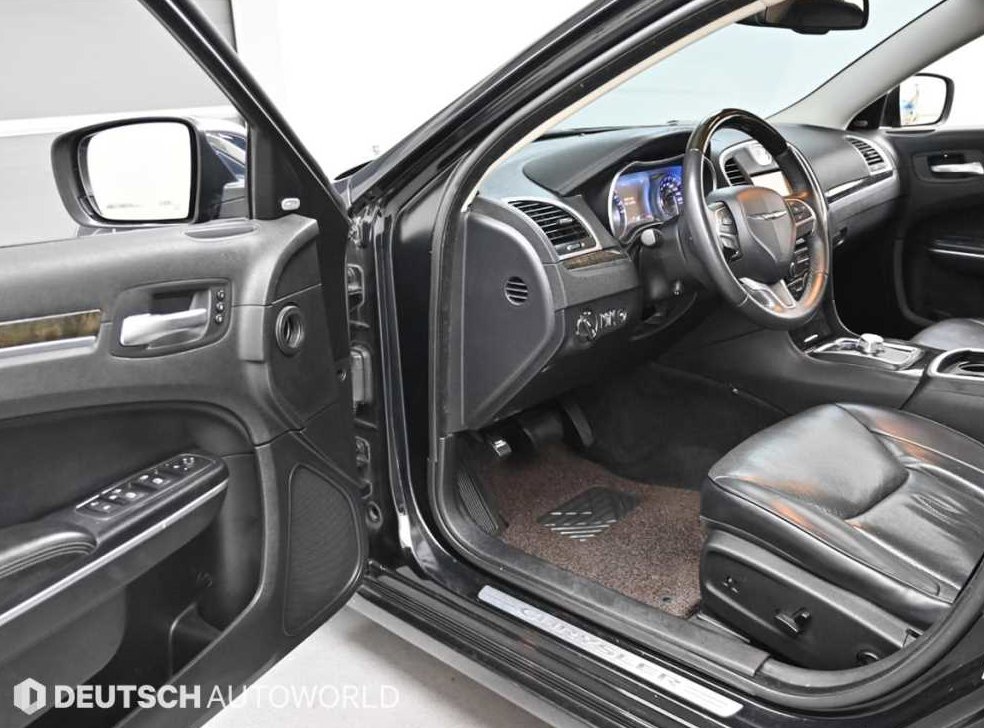 크라이슬러 300C 3.6 사진 11