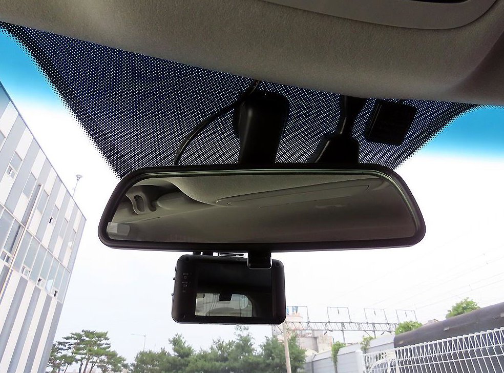 KG모빌리티(쌍용)  티볼리 2WD 가솔린 VX 사진 15