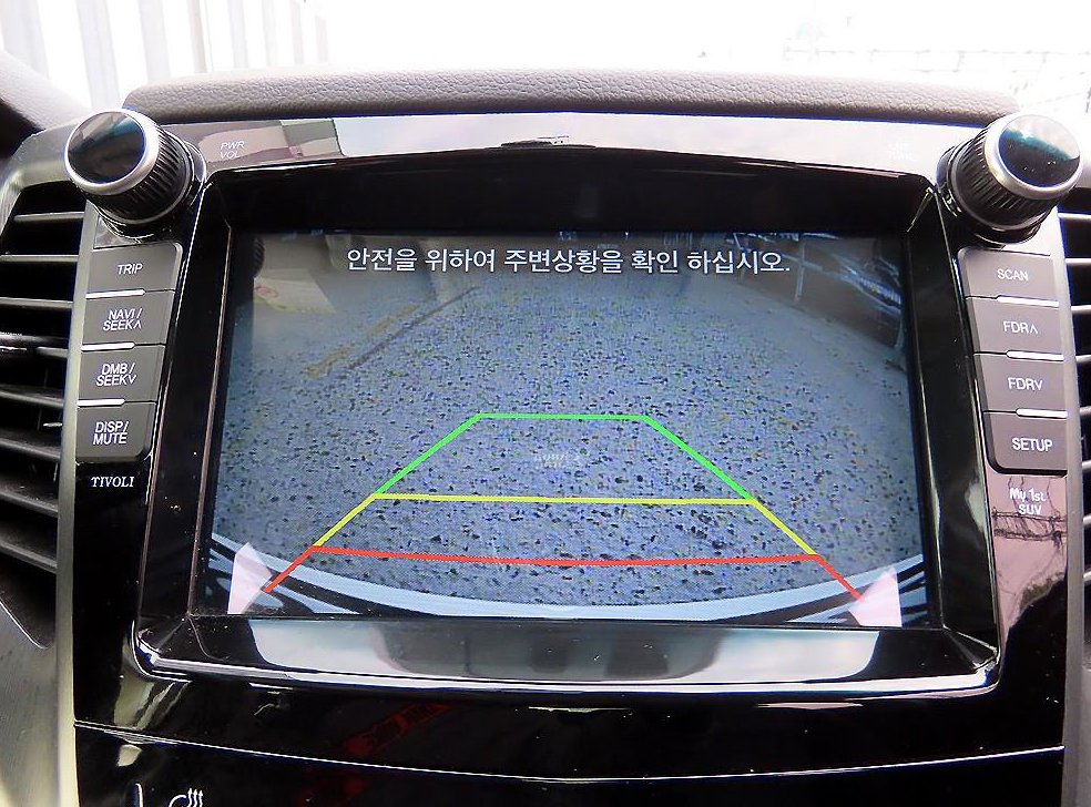KG모빌리티(쌍용)  티볼리 2WD 가솔린 VX 사진 17