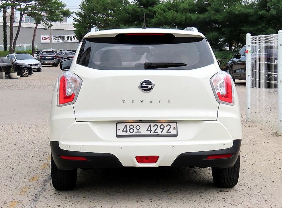 KG모빌리티(쌍용)  티볼리 2WD 가솔린 VX 사진 4