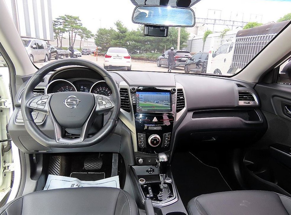 KG모빌리티(쌍용)  티볼리 2WD 가솔린 VX 사진 7