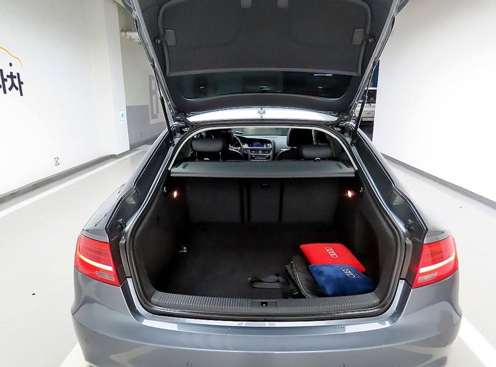 아우디 A5 35 TDI 콰트로 스포츠백 사진 5