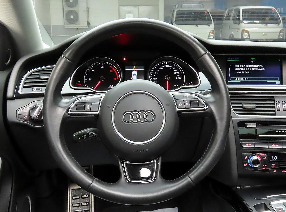 아우디 A5 35 TDI 콰트로 스포츠백 사진 7