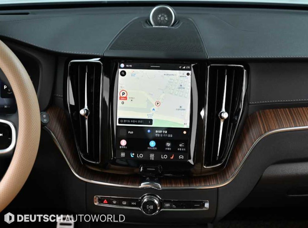 볼보 XC60 B6 AWD 얼티메이트 브라이트 사진 14