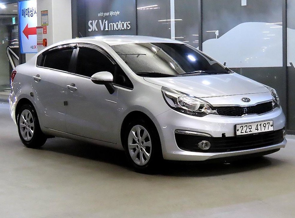기아 프라이드 4DR 1.4 MPI 트렌디