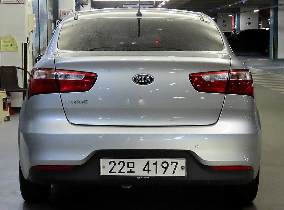 기아 프라이드 4DR 1.4 MPI 트렌디 사진 5